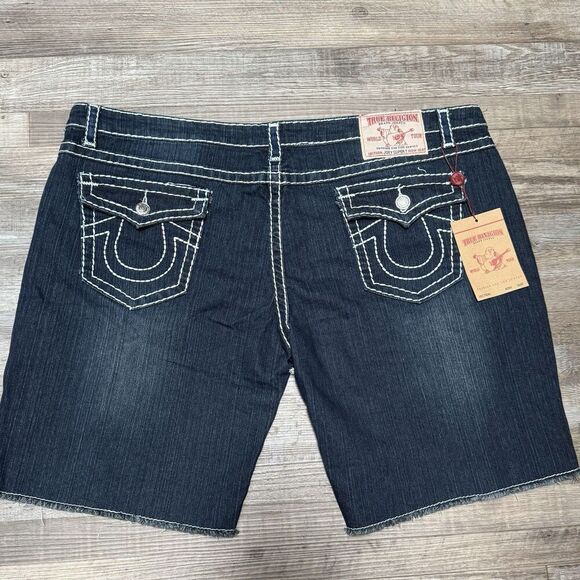 True Religion JOEY SUPER T Jean Cut Off Shorts Womens Sz 40 Flap Pockets NWT - Picture 1 of 10